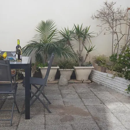 Chez Loulou Clim Terrasse Acces A Pied Holiday home Le Barcares